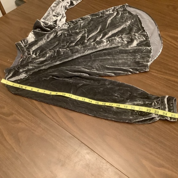 Pilcro Anthropologie Velvet Button Front Blouse – Blue Gray – Women’s XS – NWOT - Picture 8 of 9